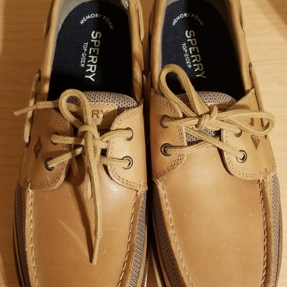 Sperry Men's Light Brown Boat Shoes